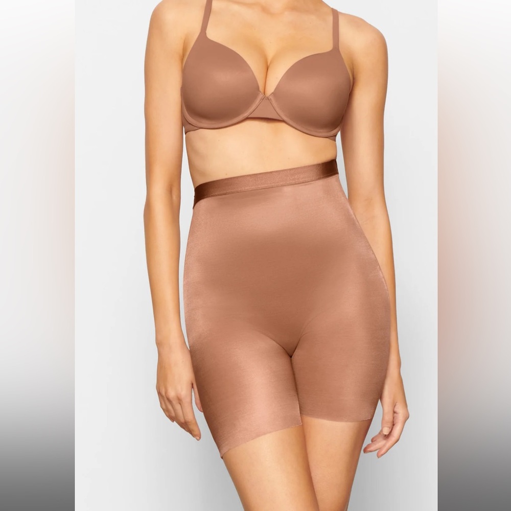 Barely There Low Back Skims Shapewear